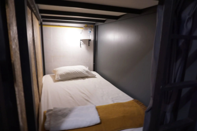 Near Beach Hostel - Adults Only