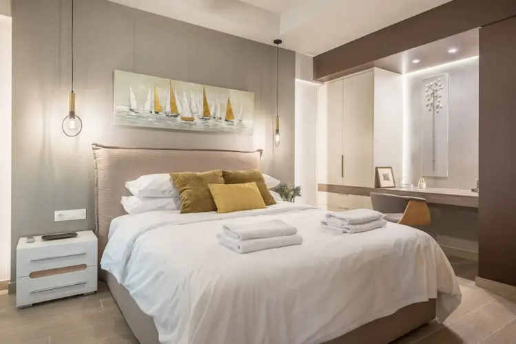 Marina Zeas Comfy Apartment