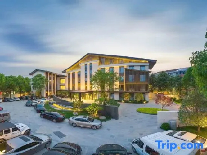 Simen Hotel