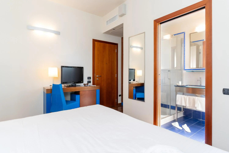 Hotel Balance