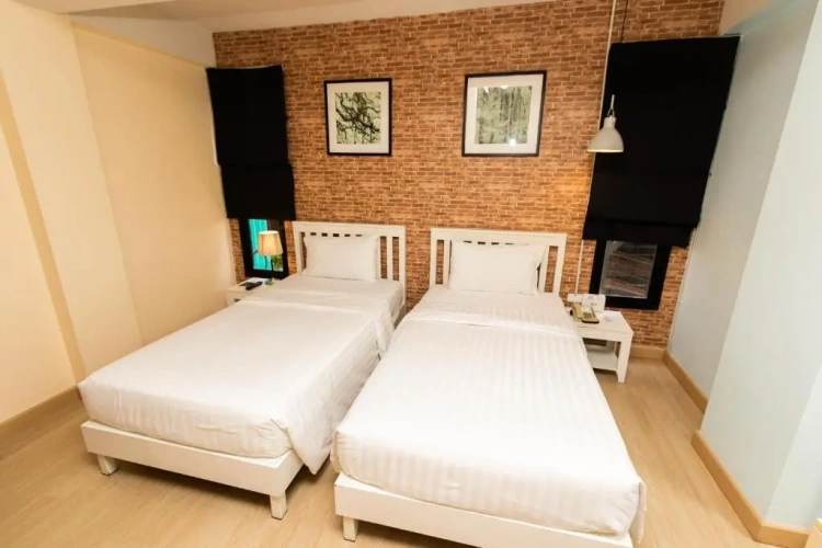 Standard Twin room