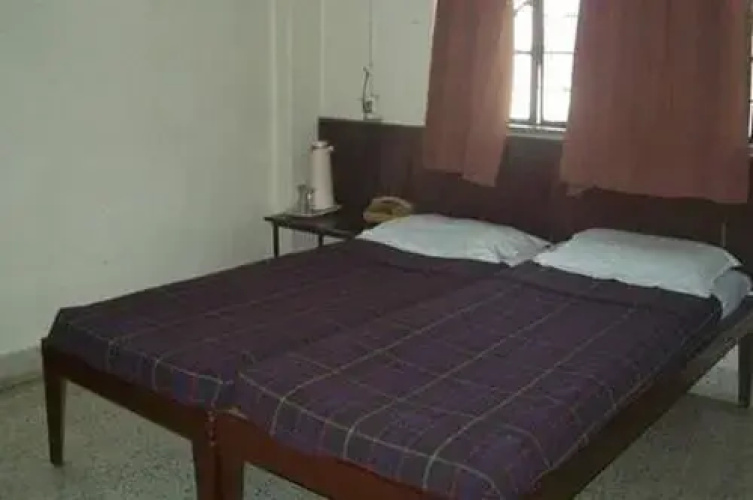 Hotel Meru