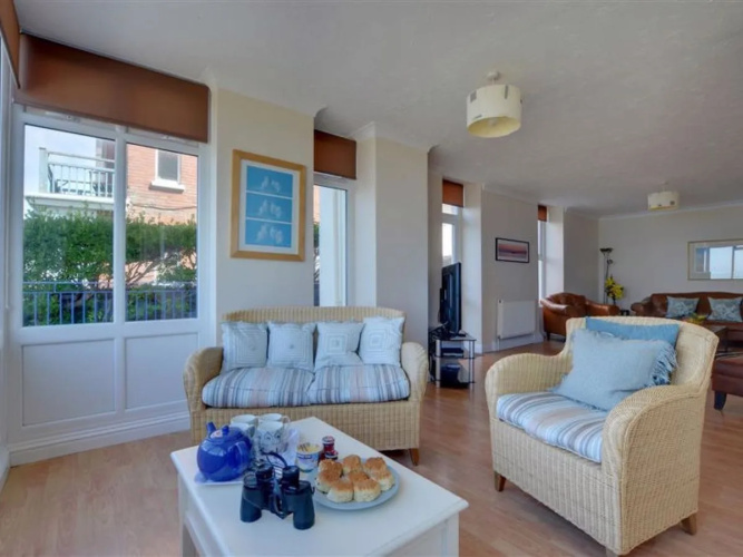 1 Devon Beach Court