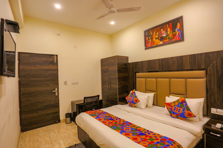 Fabhotel The Kiara