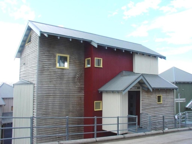 5 Bedrooms Chalet