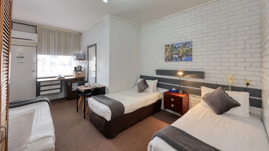 2 Bedrooms Standard Suite