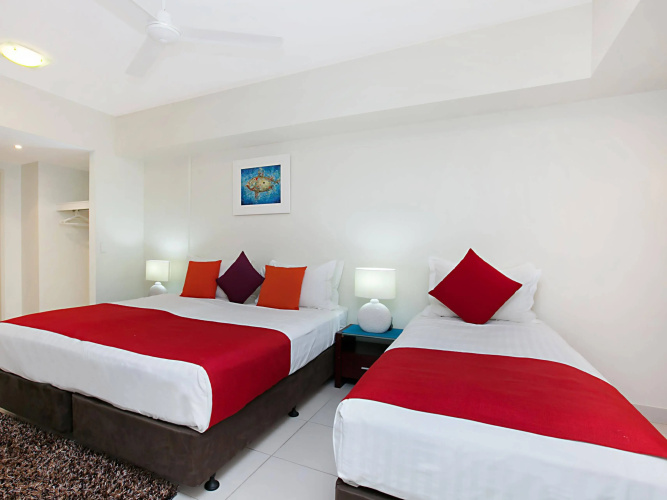 Darwin Executive Suites & FREE CAR