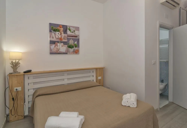 City Hotel