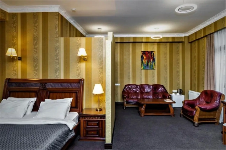 Suite with balcony and with view