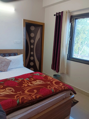 Shadhna Holiday Homes