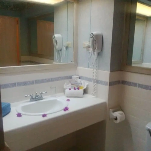 Deluxe Basement room with ocean view