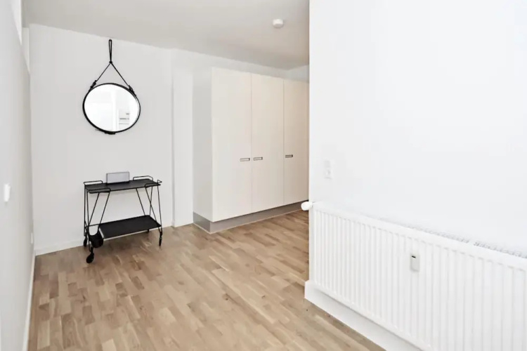 Cool 1-bed With Private Terrace