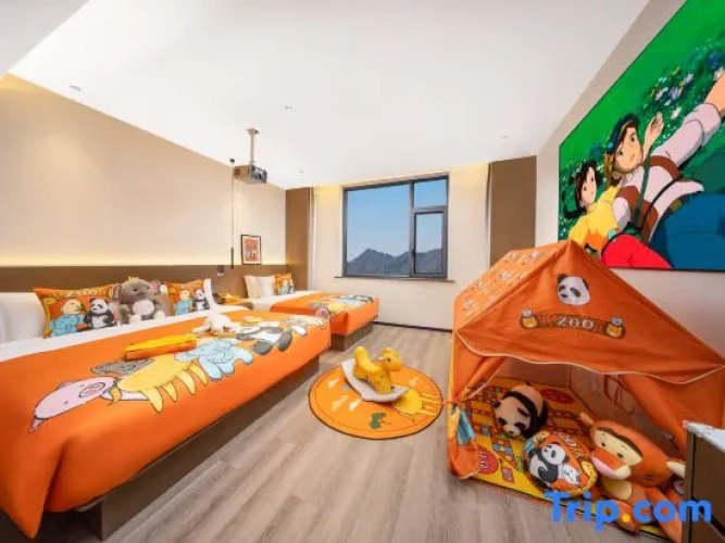 Standard Family room