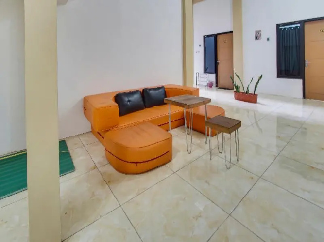 OYO Living 90950 Forzando House