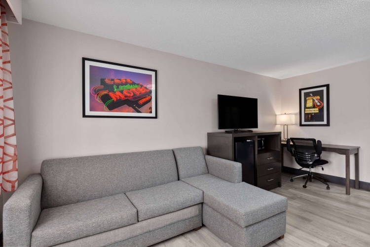 Guest rooms