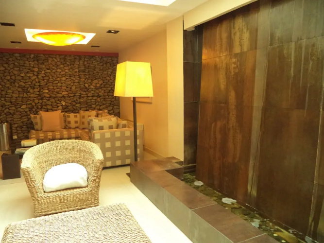 Hotel Mil 810