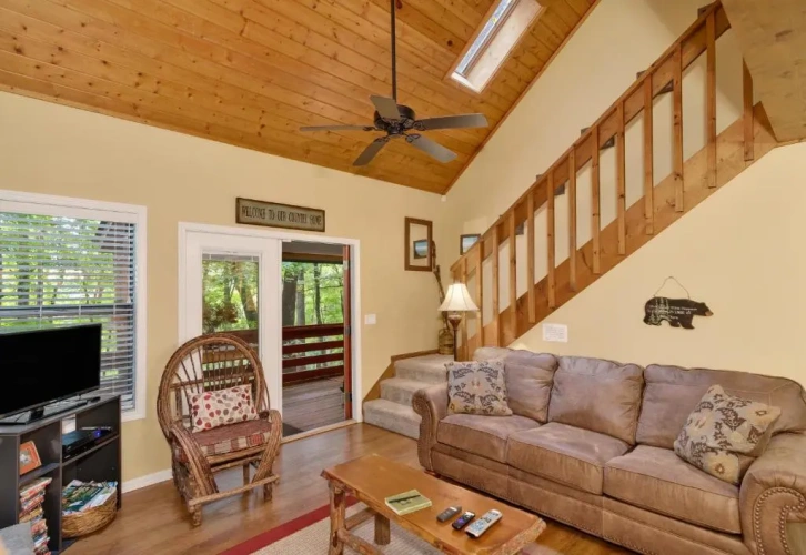 2 Bedrooms Cottage