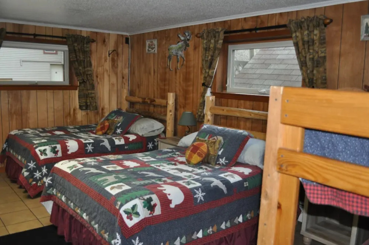 Red Moose Lodge