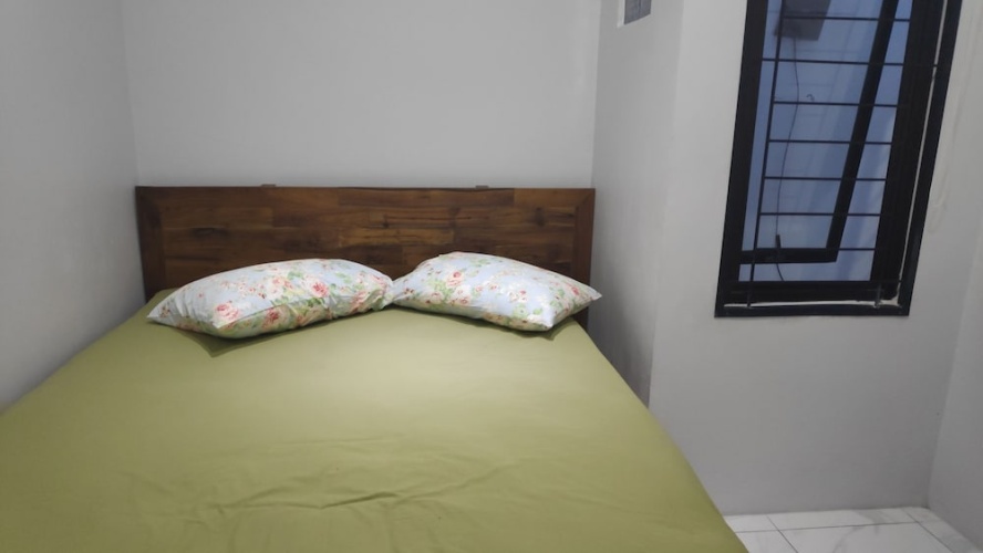 4 Bedrooms Villa
