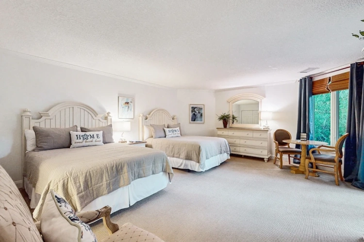 1 Bedroom Quadruple Studio with garden view