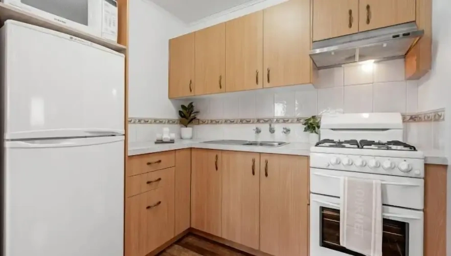 2 Bedrooms Studio