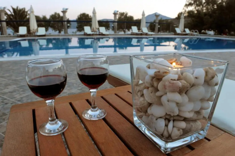 Lagada Beach Hotel