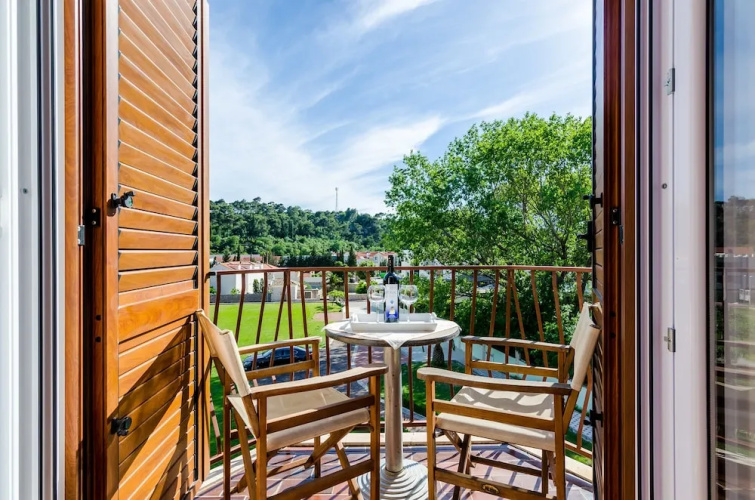 Apartments Mali Paradiso