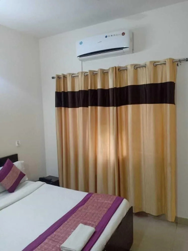 Hotel Golden Nest