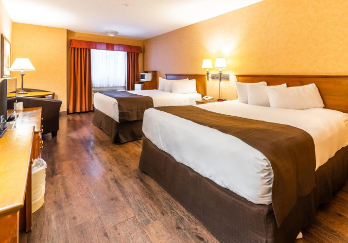 Canmore Inn & Suites