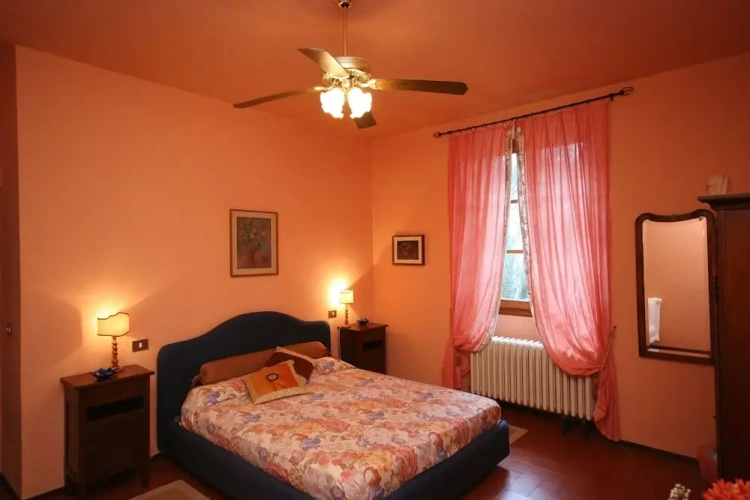 5 Bedrooms Villa with balcony