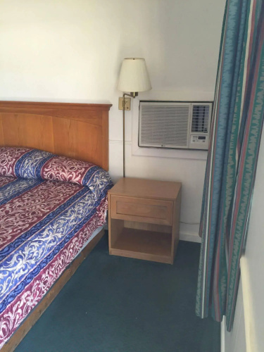 Four Keys Inn
