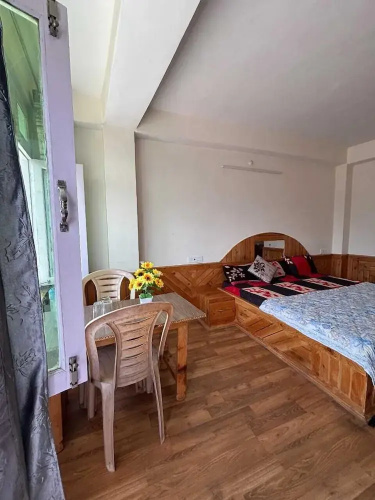 Aarav Chaaras Homestay