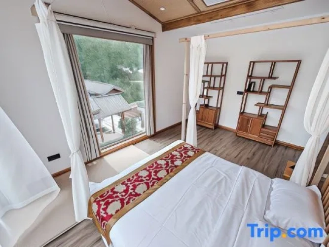 4 Bedrooms Suite