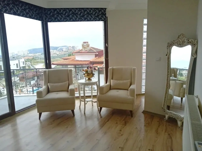 Royal Villa