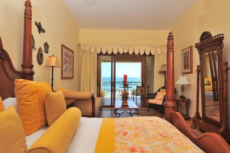 Great Location 1BR Studio wtih Pool & Marina view