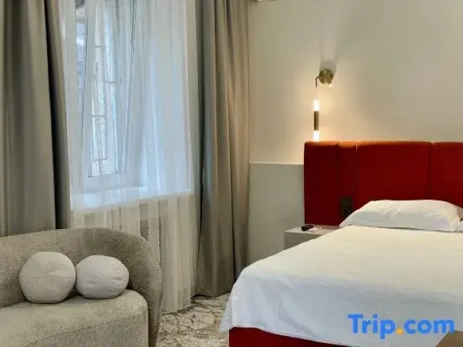 Deluxe Double Suite