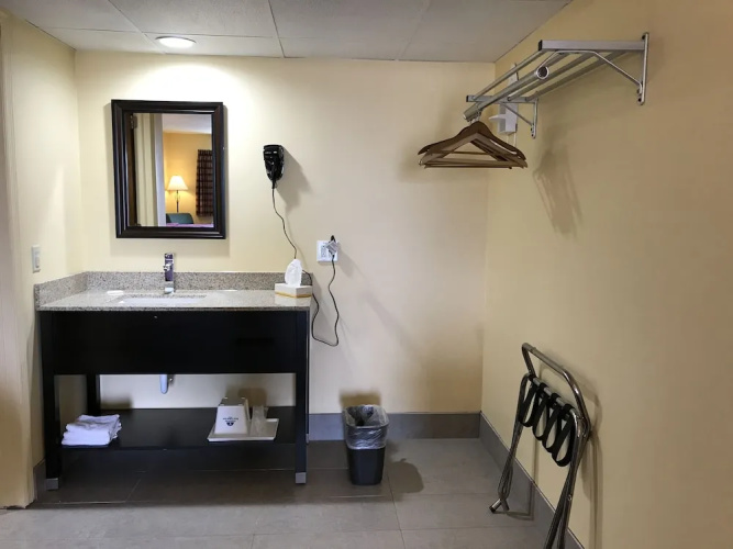 Americas Best Value Inn Ronks