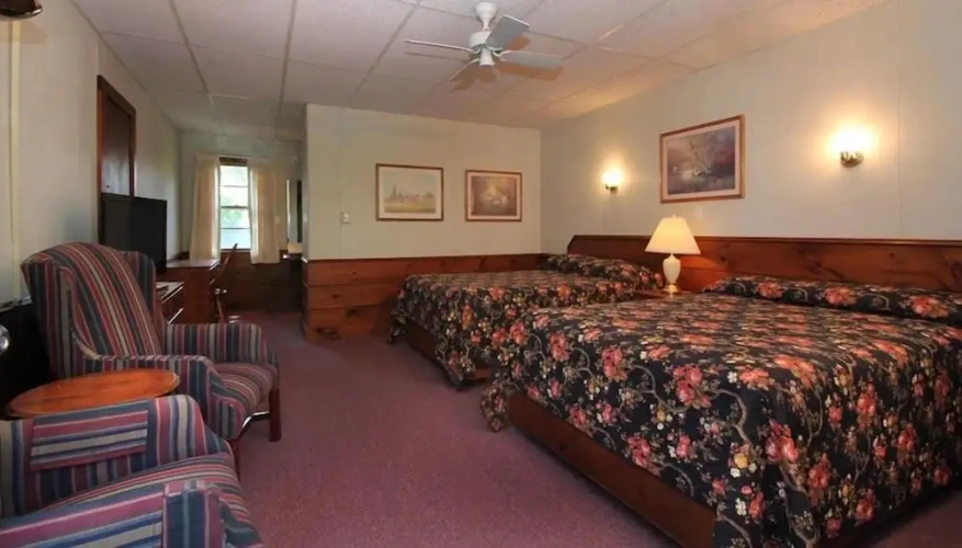 Standard Quadruple room