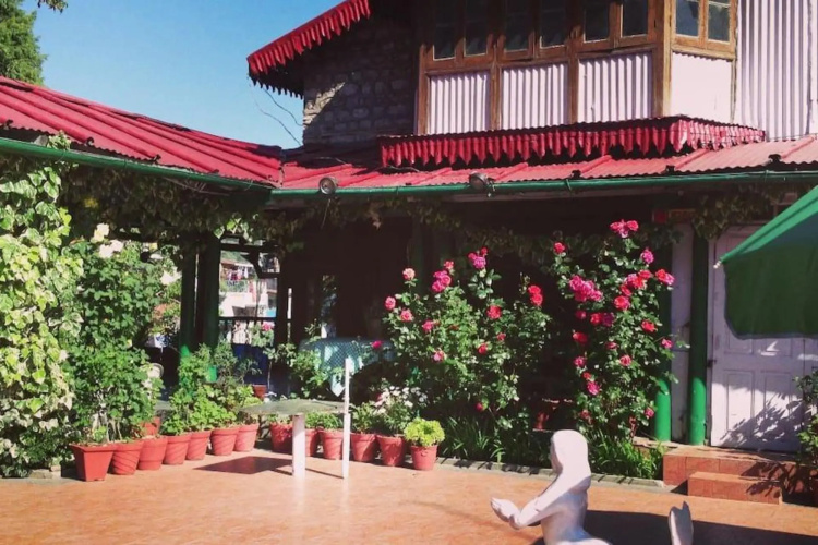 Royal Hotel