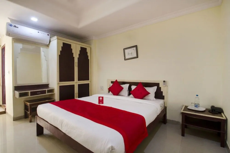 OYO 7976 Dilsukhnagar