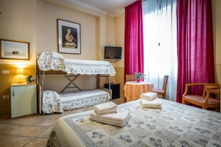 Superior Triple room