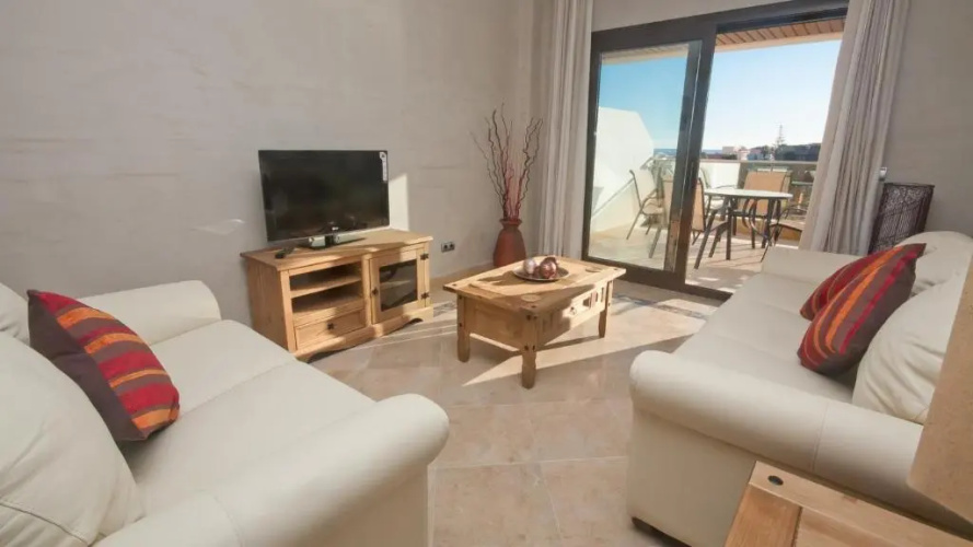 Marina Del Castillo 236