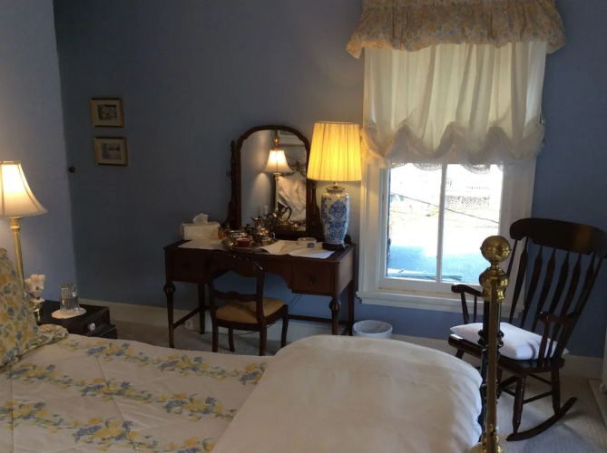 John L Stam House