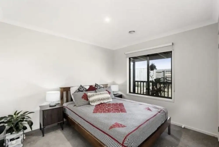 4 Bedrooms Luxury Cottage with garden view