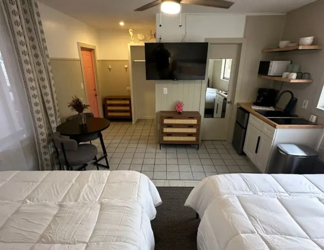 Arvilla - St. Pete Beach, FL