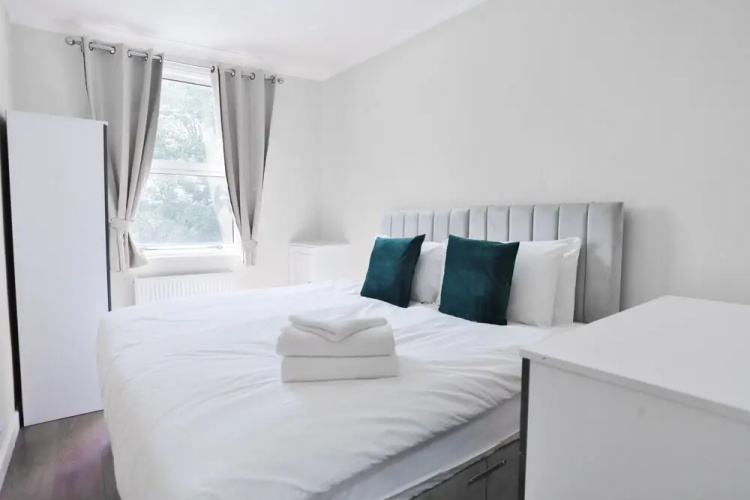 Studio & One Bedroom Apartment in Euston