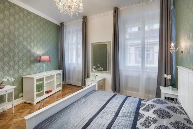 Old Town Royal Suite