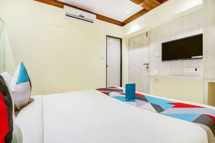 Fabhotel Saim Pride