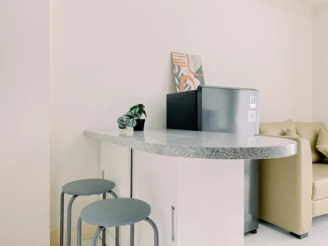 Modern 2BR Apartment at Podomoro Golf View