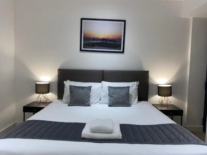 1 Bedroom Apartment